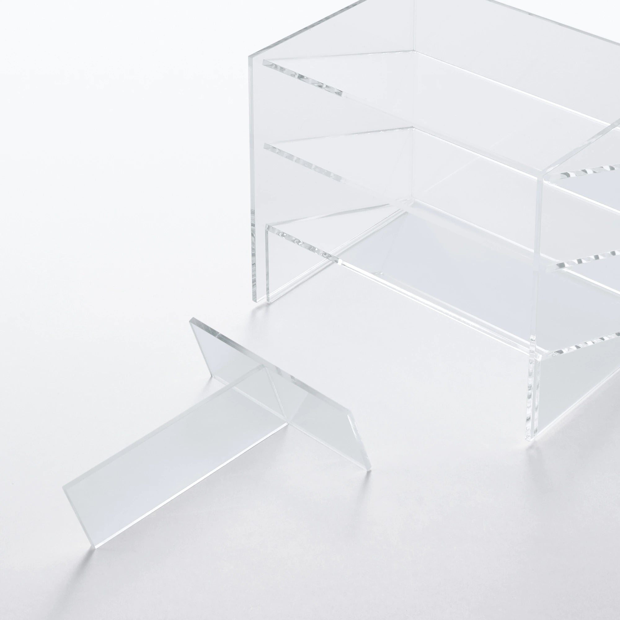 Acrylic Storage Rack - Image 9