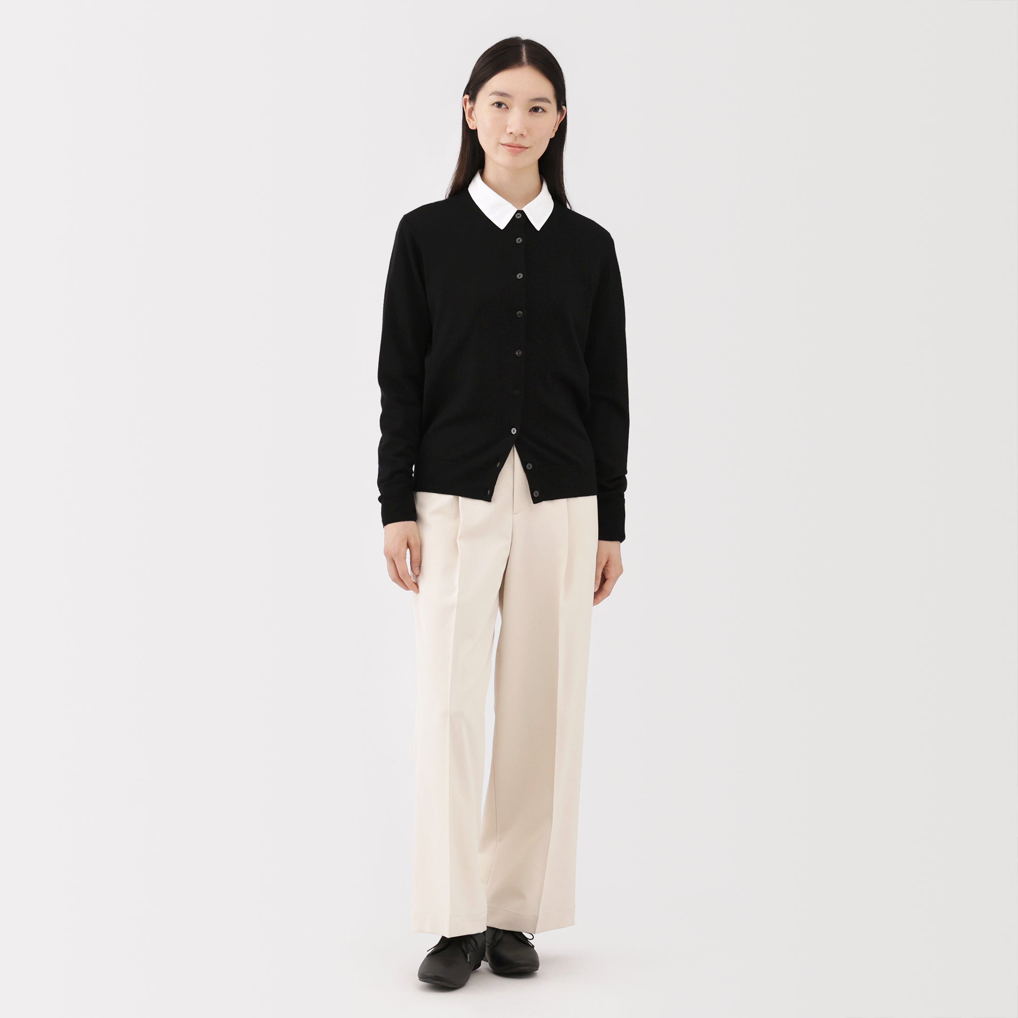 Wool Crew Neck Cardigan - Image 39