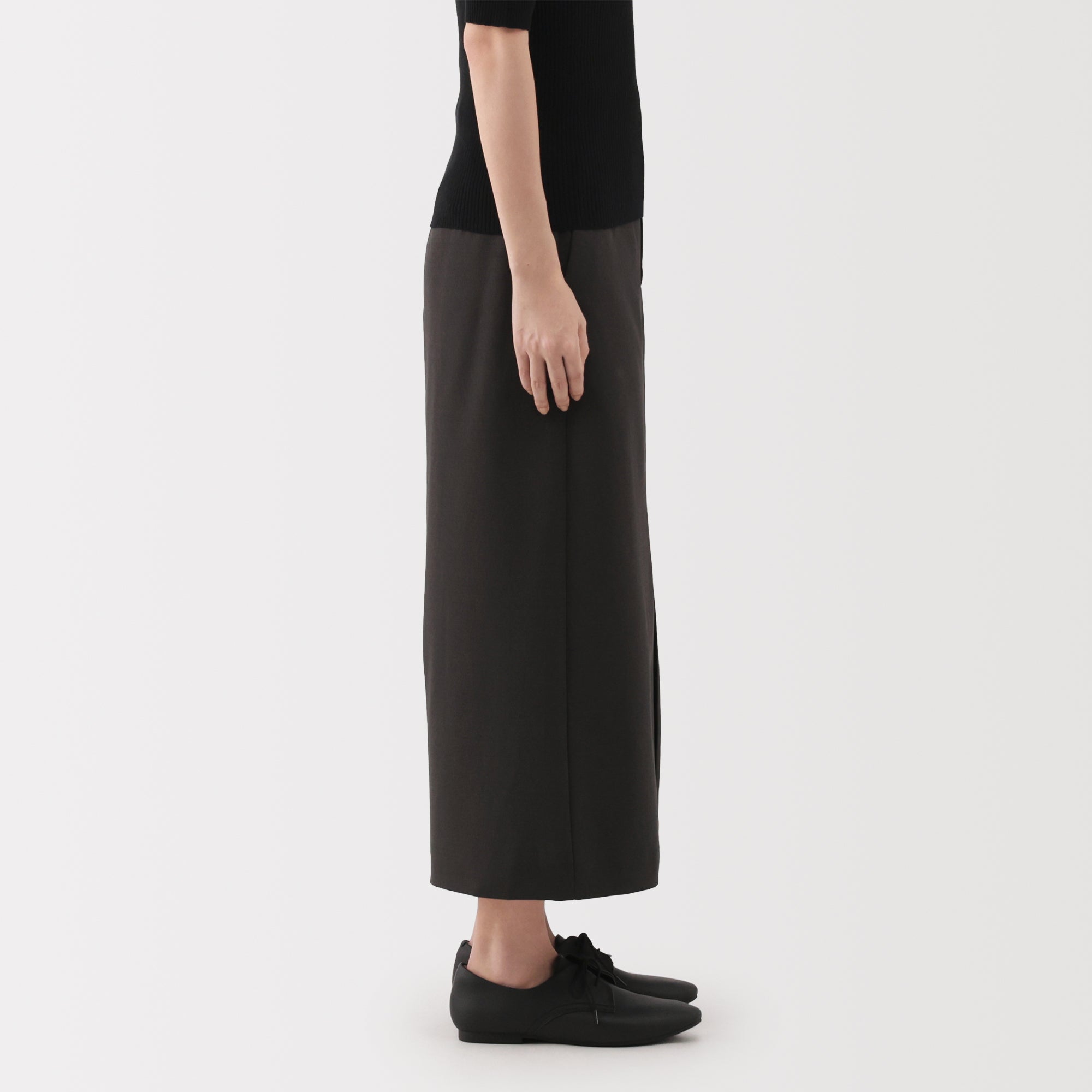 Water Repellent Straight Skirt - Image 16