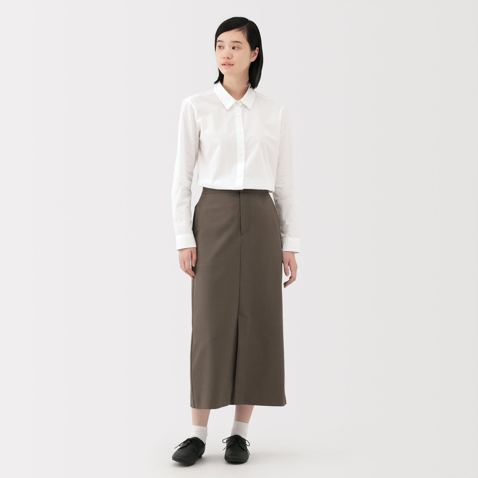 Water Repellent Straight Skirt - Image 27