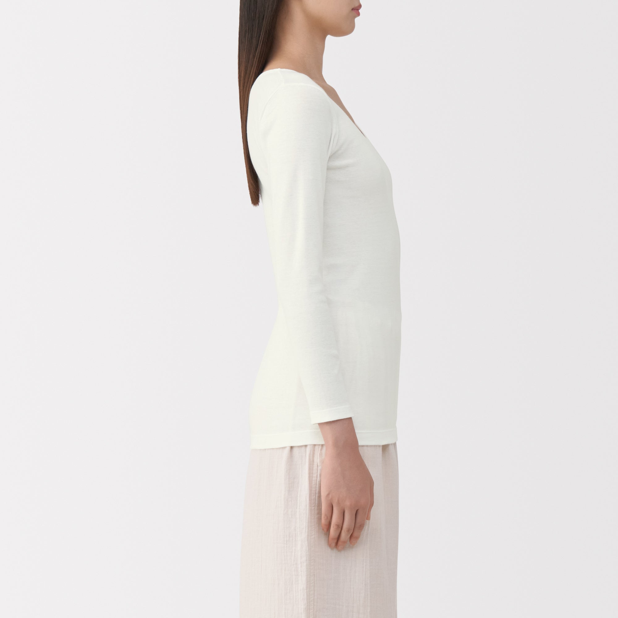 Warm Cotton U-Neck T-Shirt - Image 25
