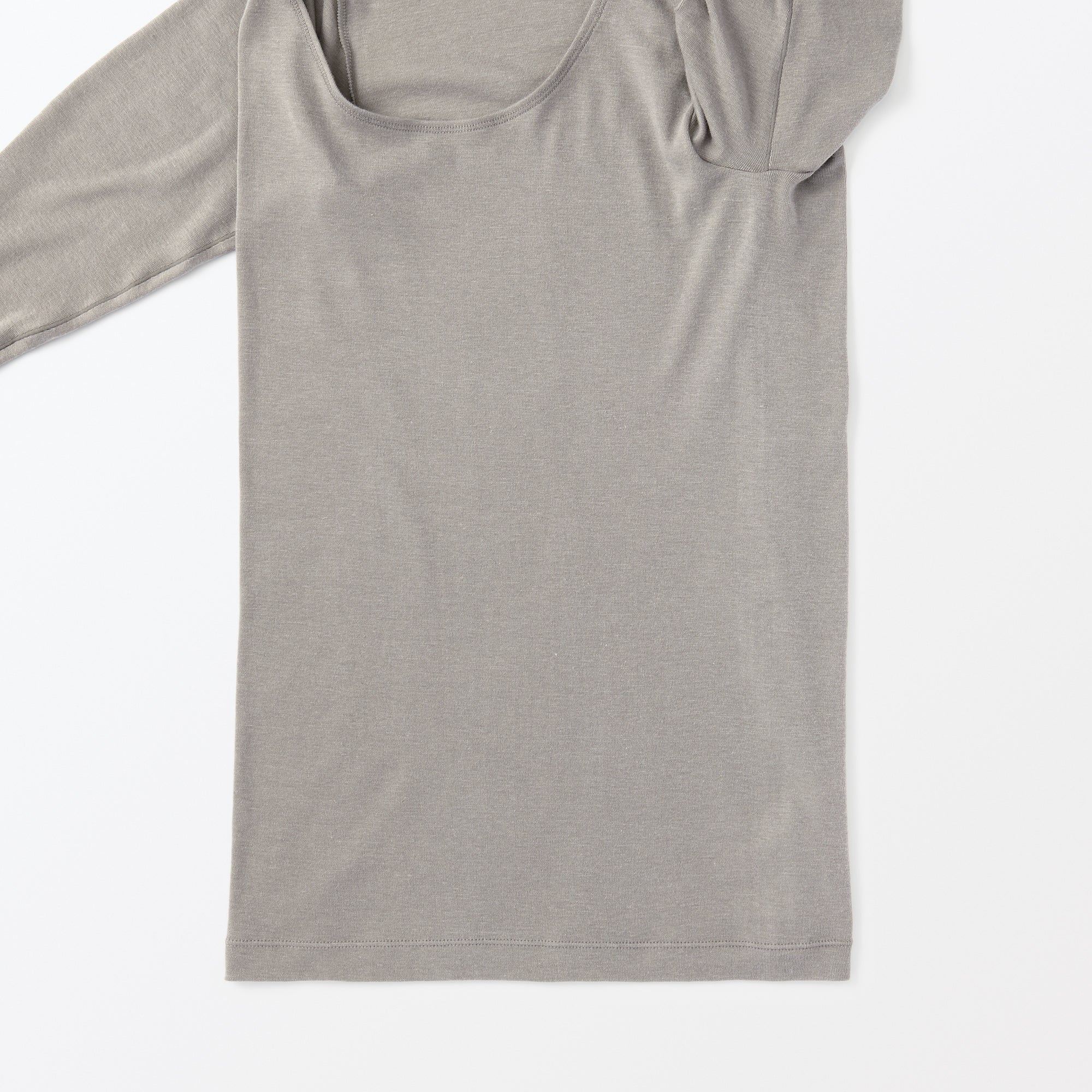 Warm Cotton U-Neck T-Shirt - Image 19