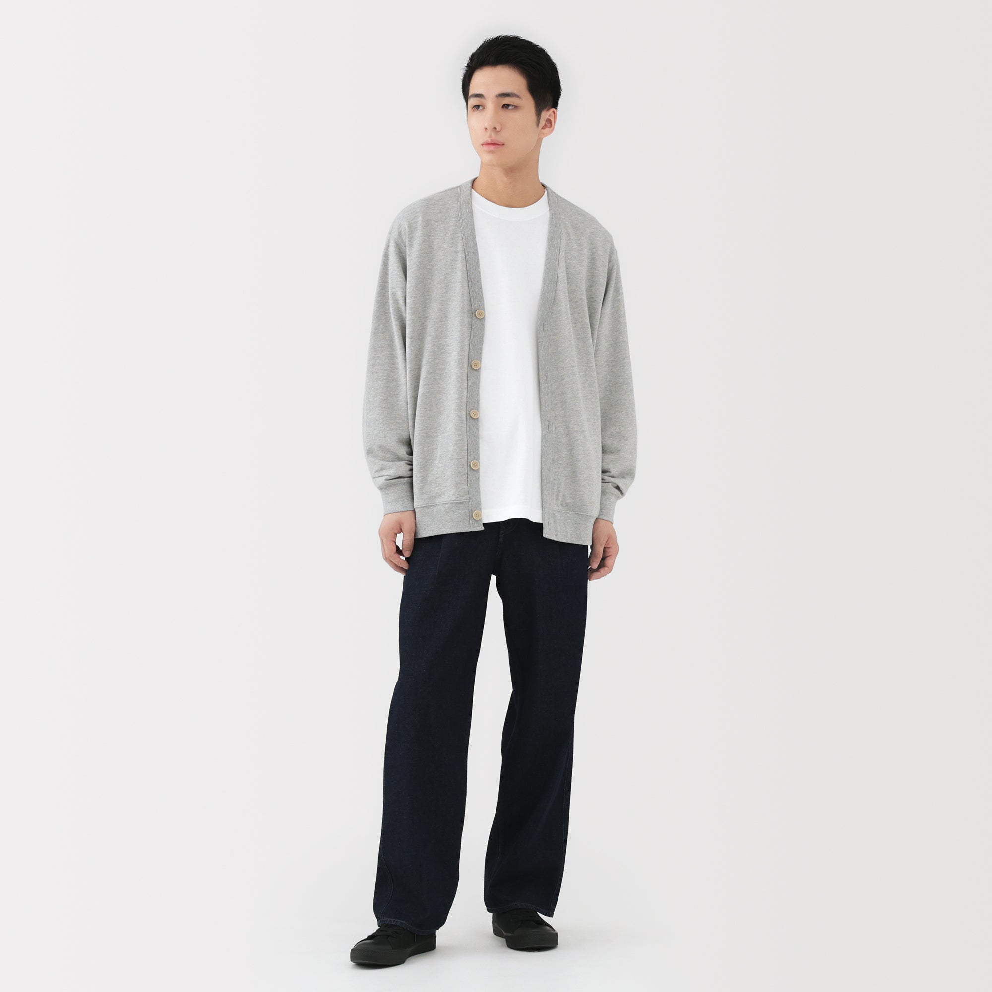 Sweatshirt V-Neck Cardigan - Image 4