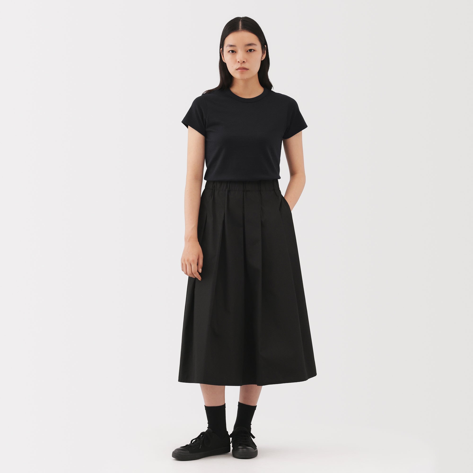 Labo Linen Blend T-Shirt - Image 12