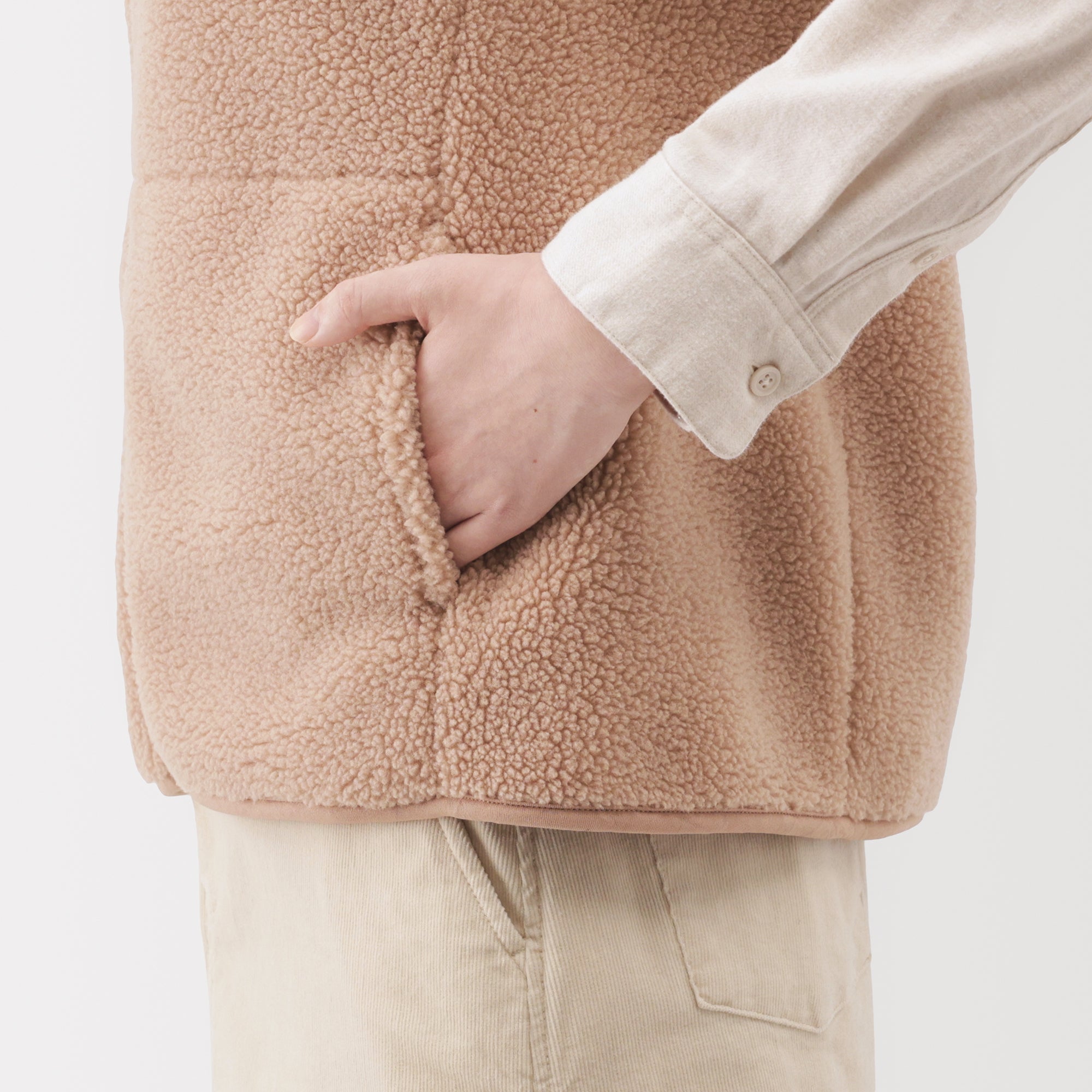 Boa Fleece Vest - Image 16