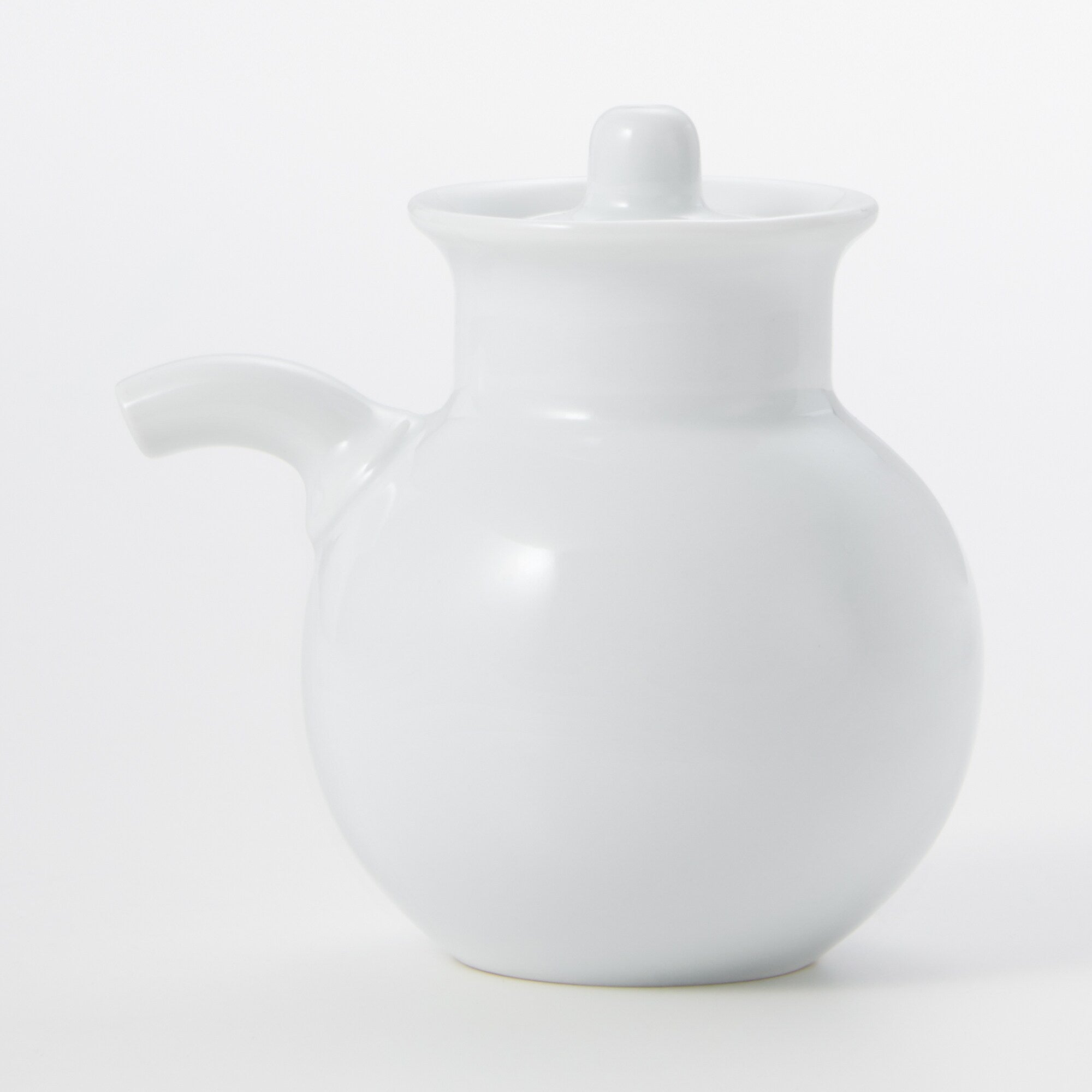 White Porcelain Sauce Pot - Image 2