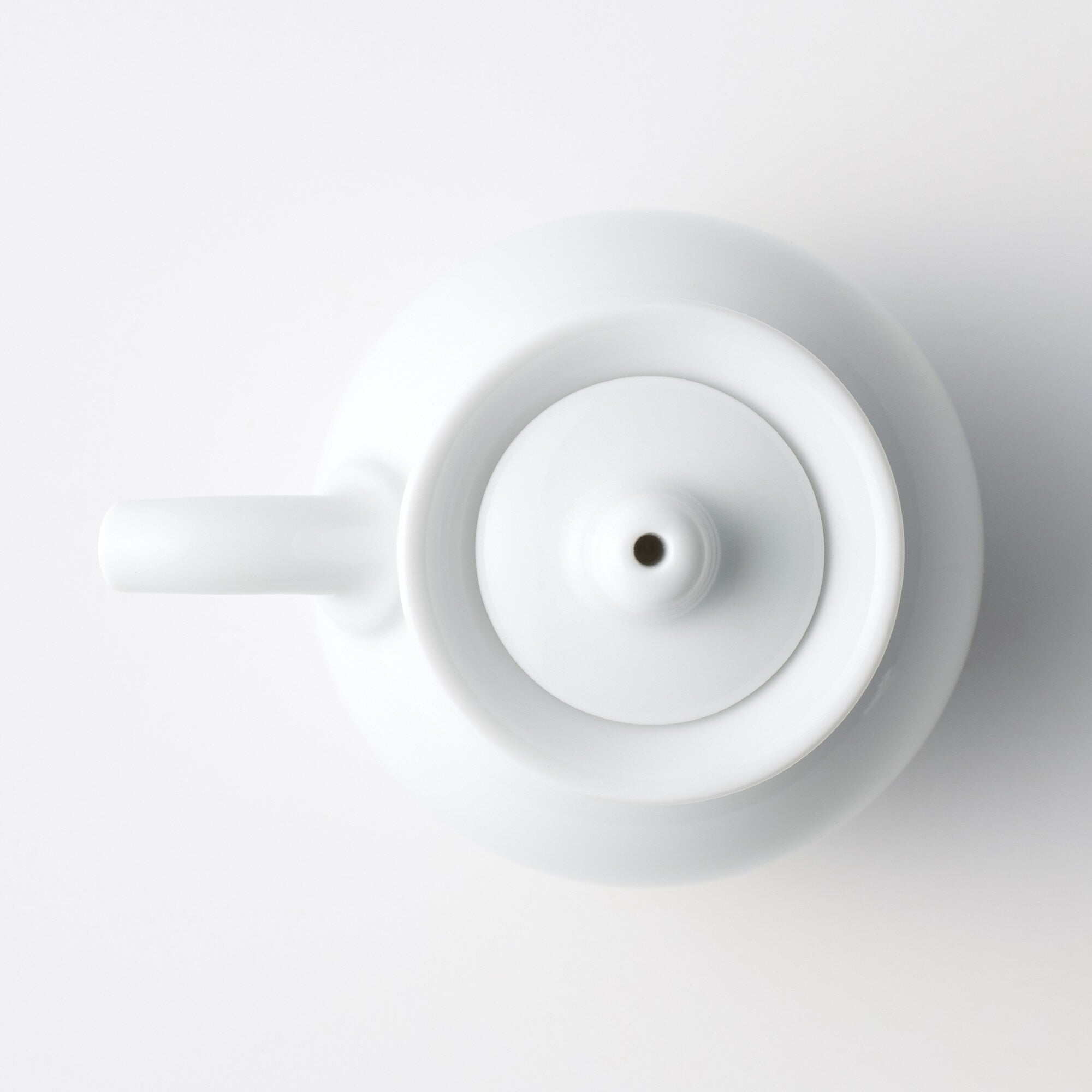 White Porcelain Sauce Pot - Image 3