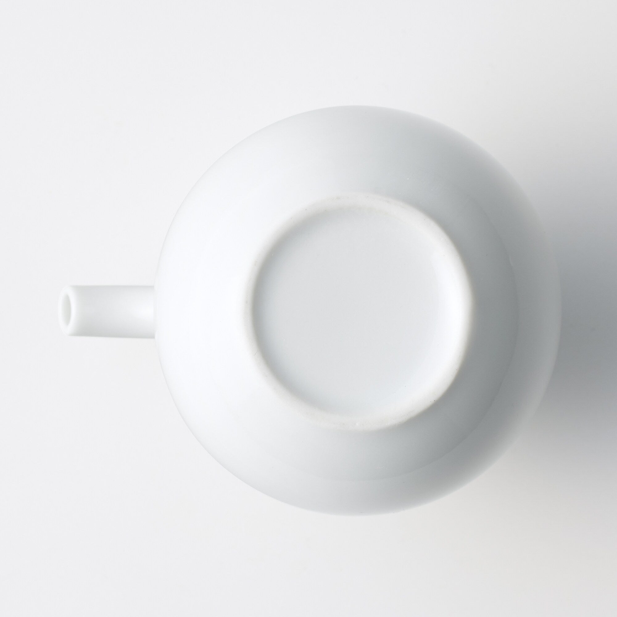 White Porcelain Sauce Pot - Image 4