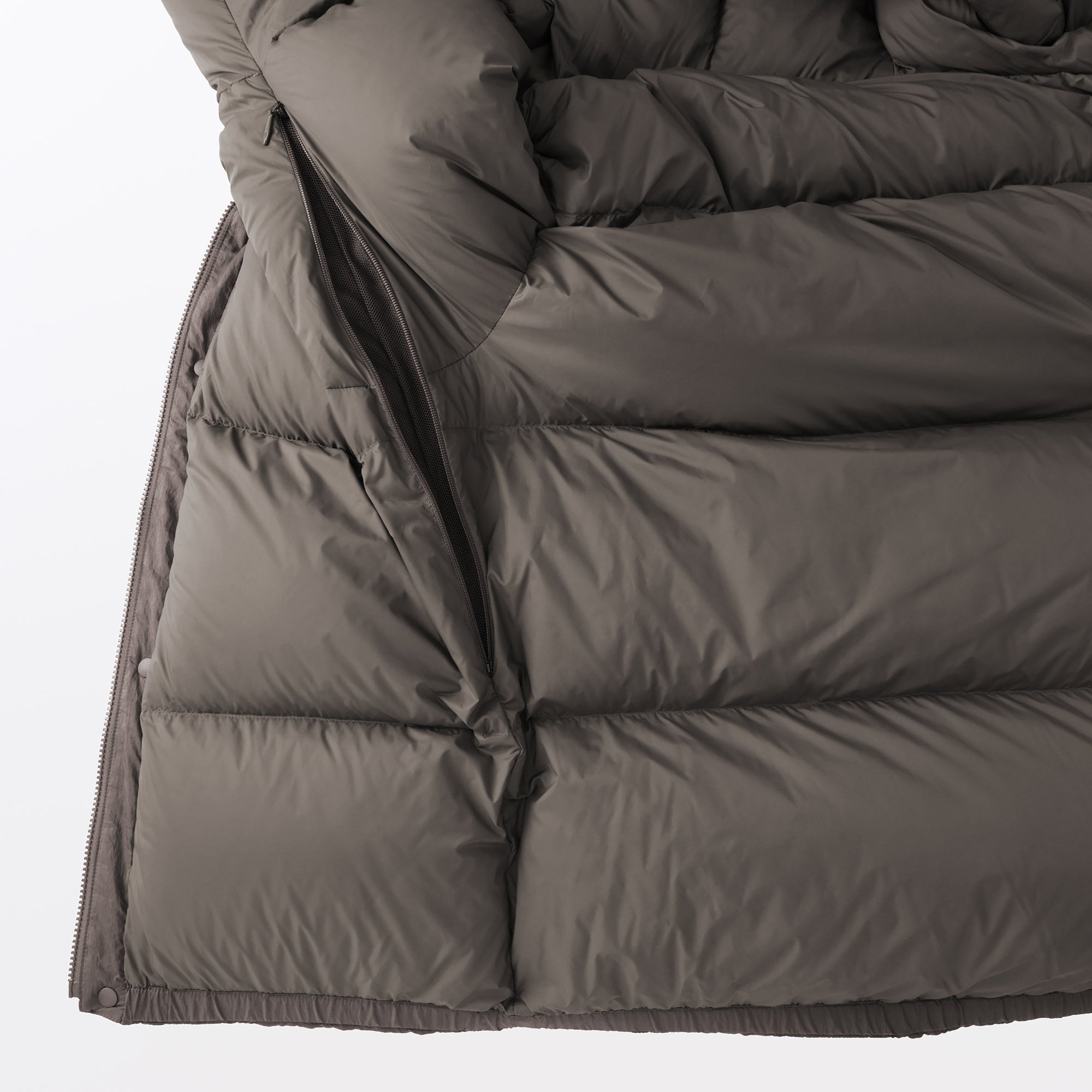Labo Down Jacket - Image 13
