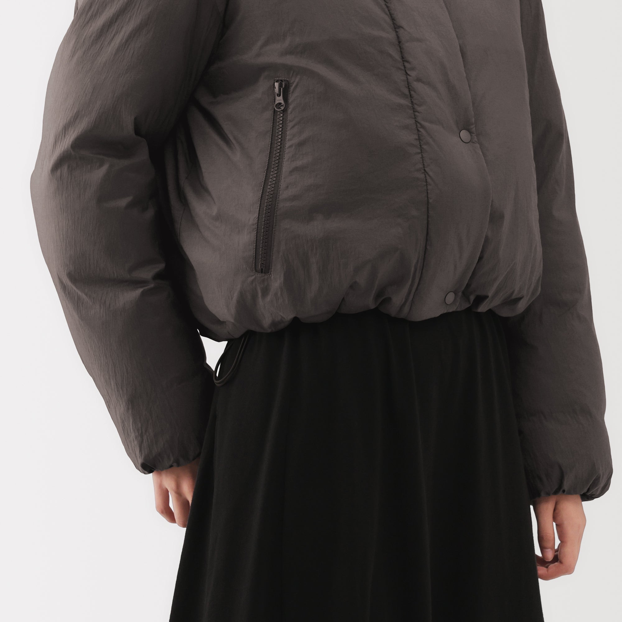 Labo Down Short Jacket - Image 10