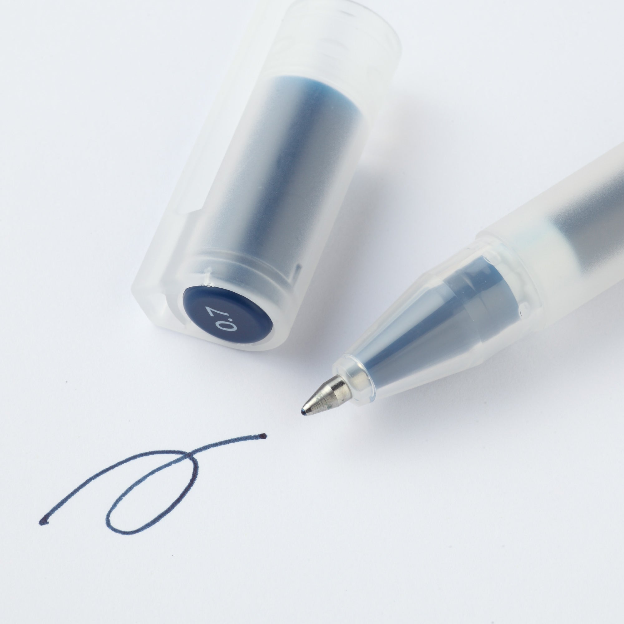 Gel Ink Cap Type Ballpoint Pen 0.7mm - Image 2
