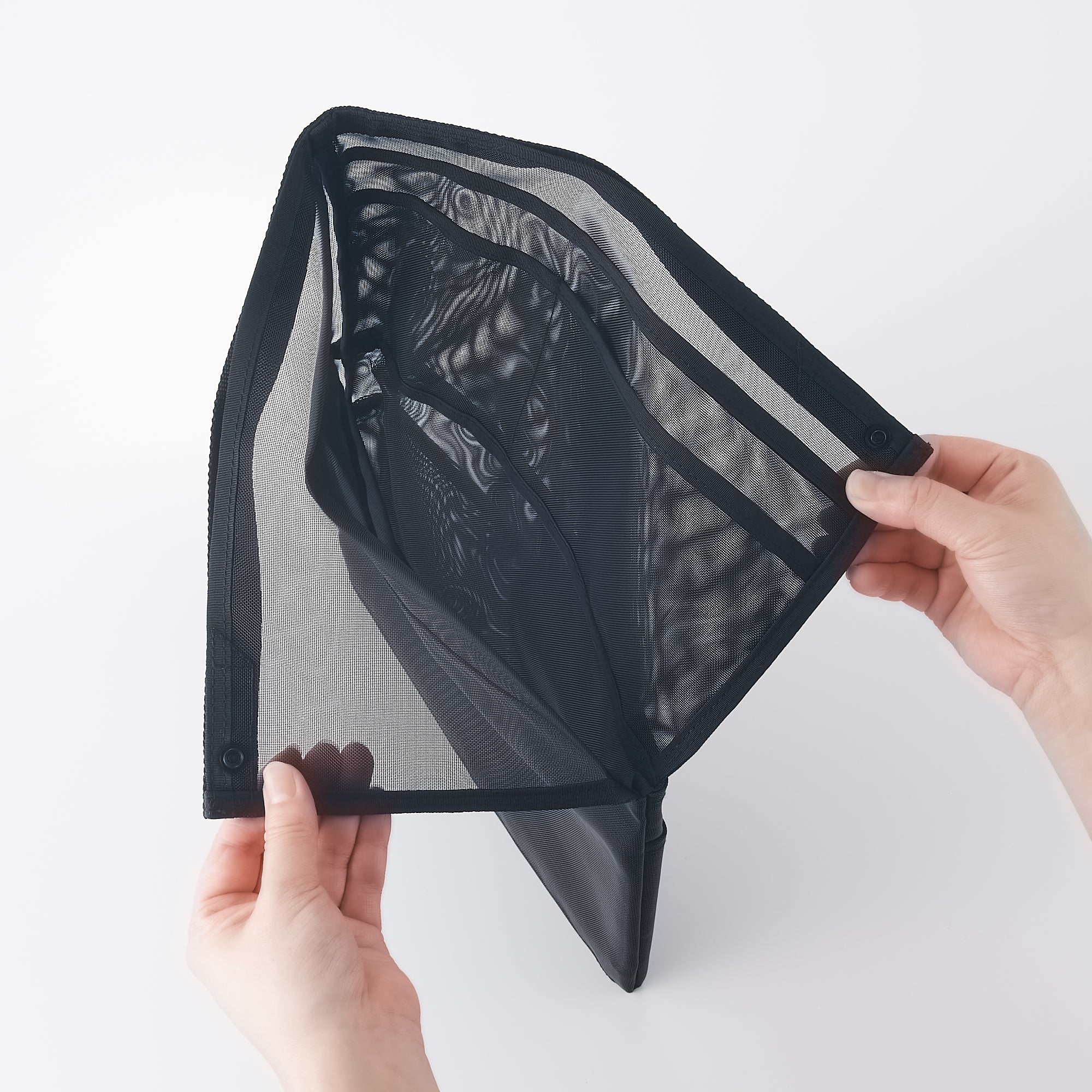 Nylon Mesh Bag Organizer Vertical A4 - Black - Image 3