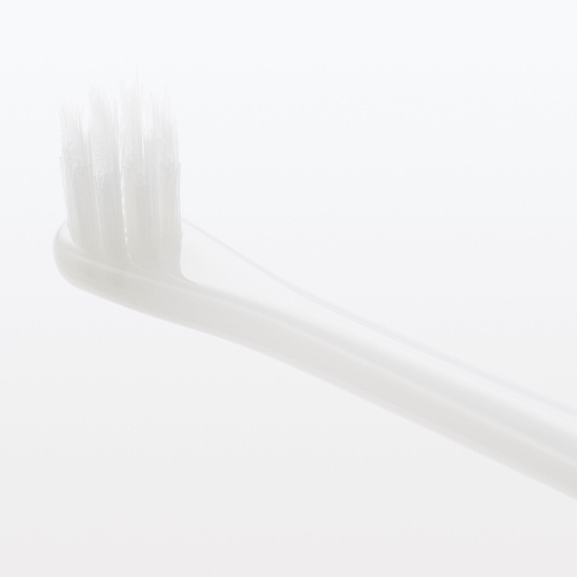 Replaceable Head Compact Soft Toothbrush - White - Image 5