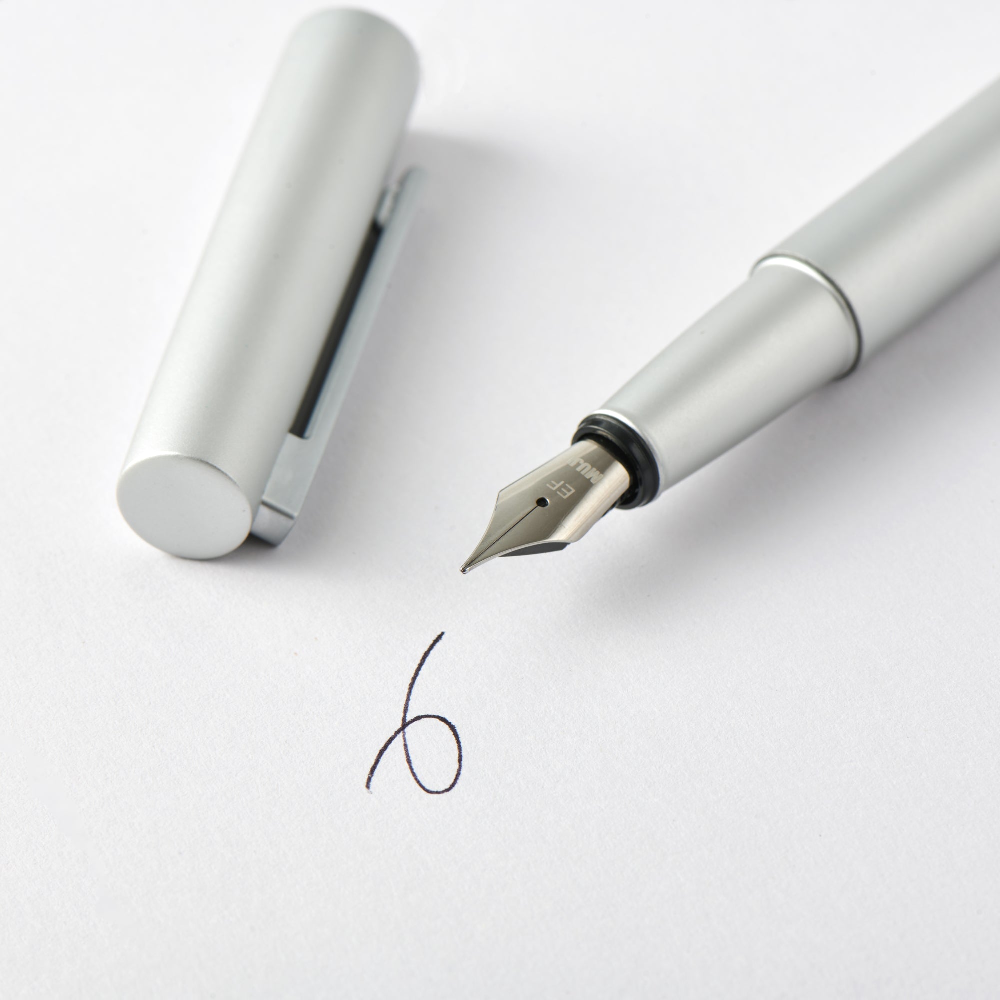 Aluminum Fountain Pen Set - Image 6