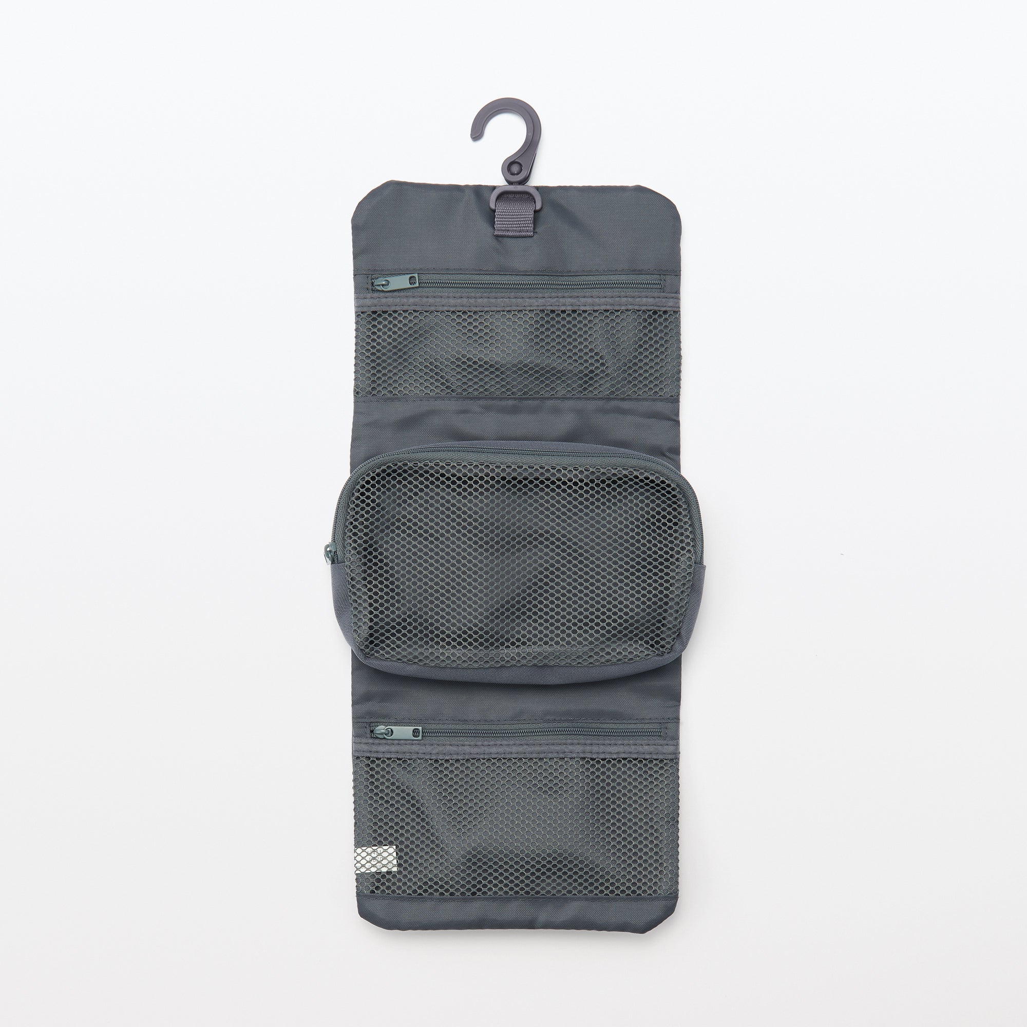 Hanging Case with Pouch - Image 18
