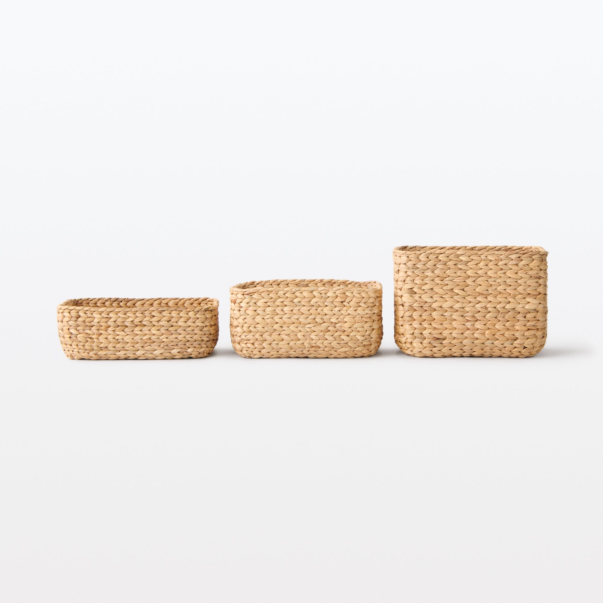 Water Hyacinth Basket - Rectangle - Large W13.4 x D9.1 x H9.4 - Image 7