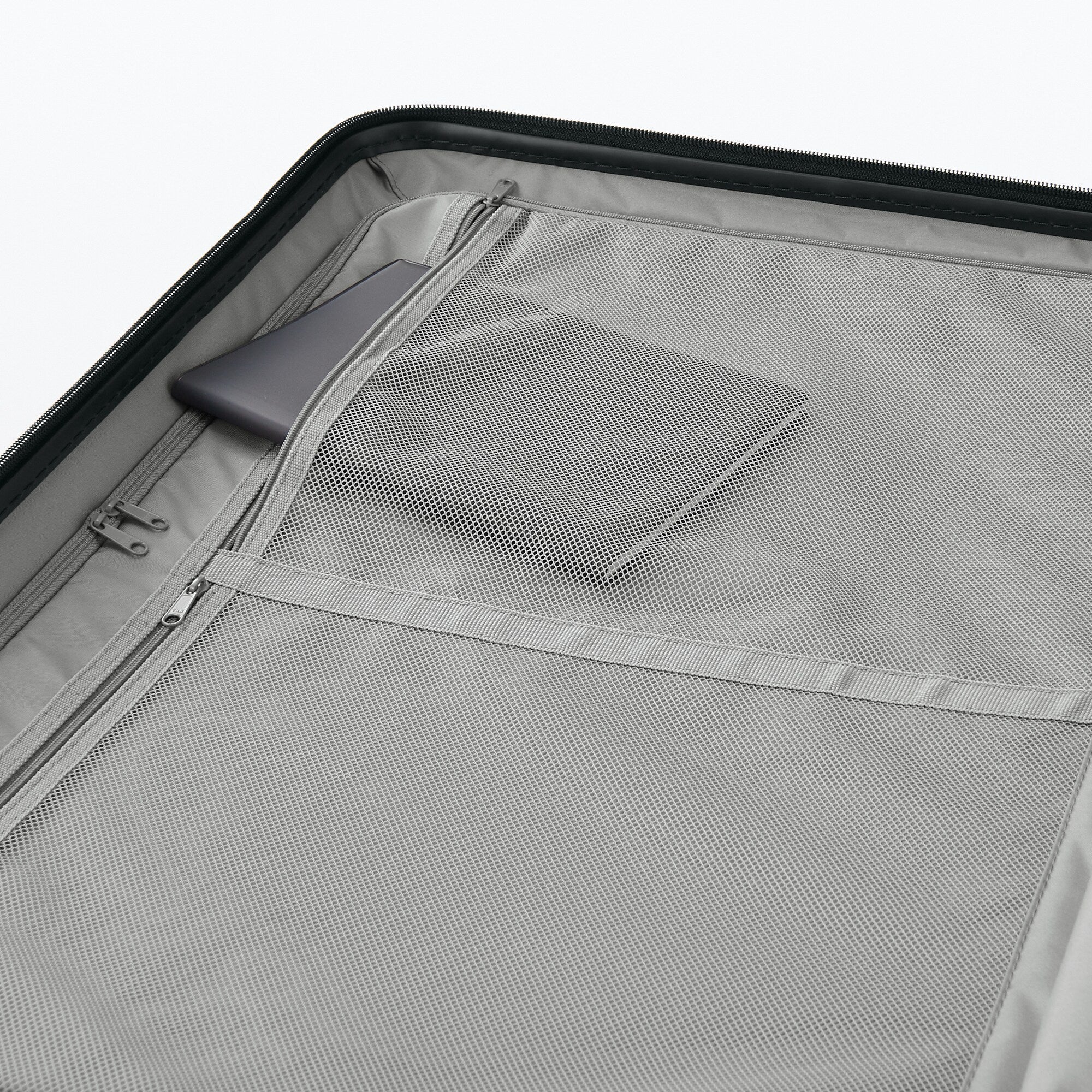 Adjustable Handle Hard Shell Suitcase 75L | Check-In - Image 7