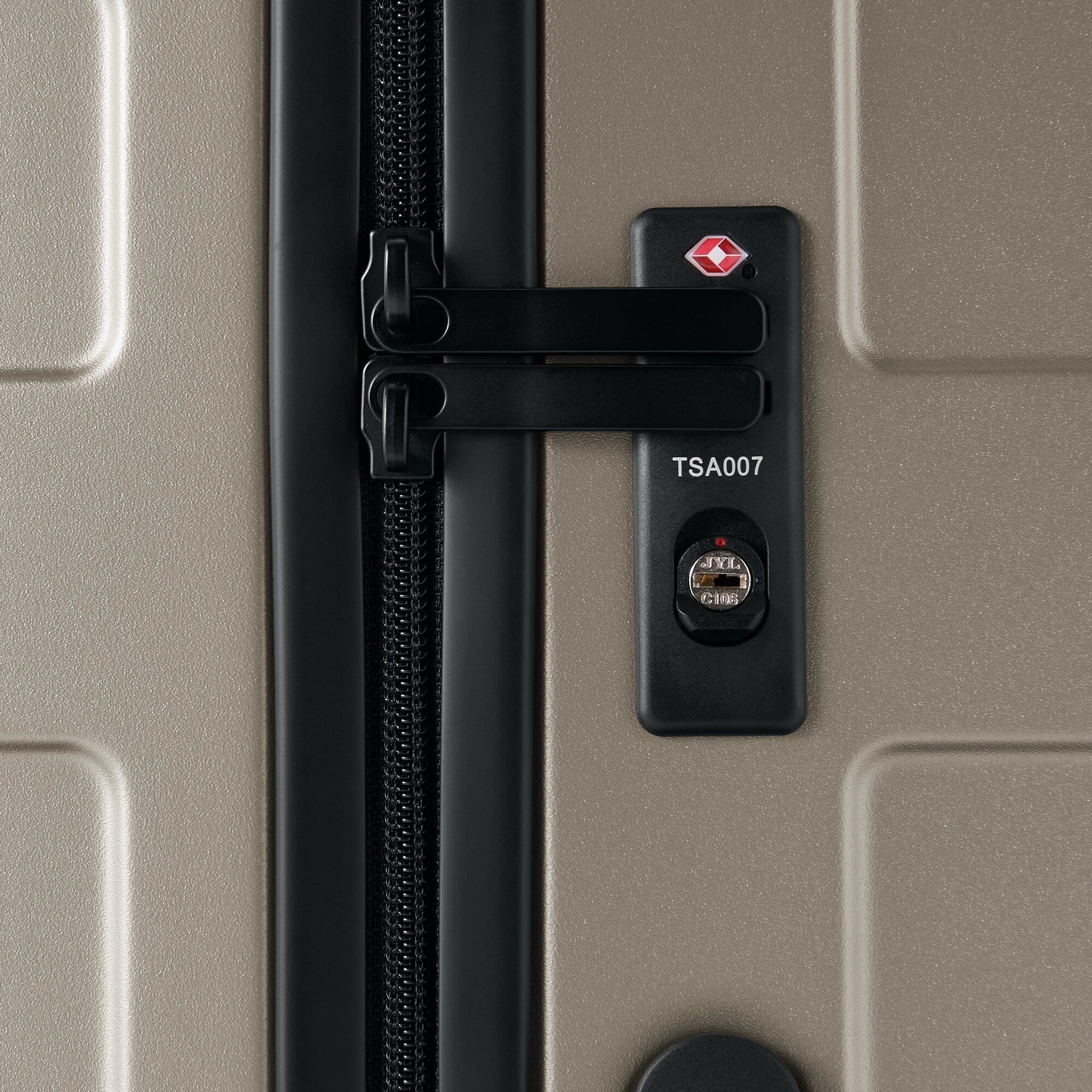 Adjustable Handle Hard Shell Suitcase 75L | Check-In - Image 9