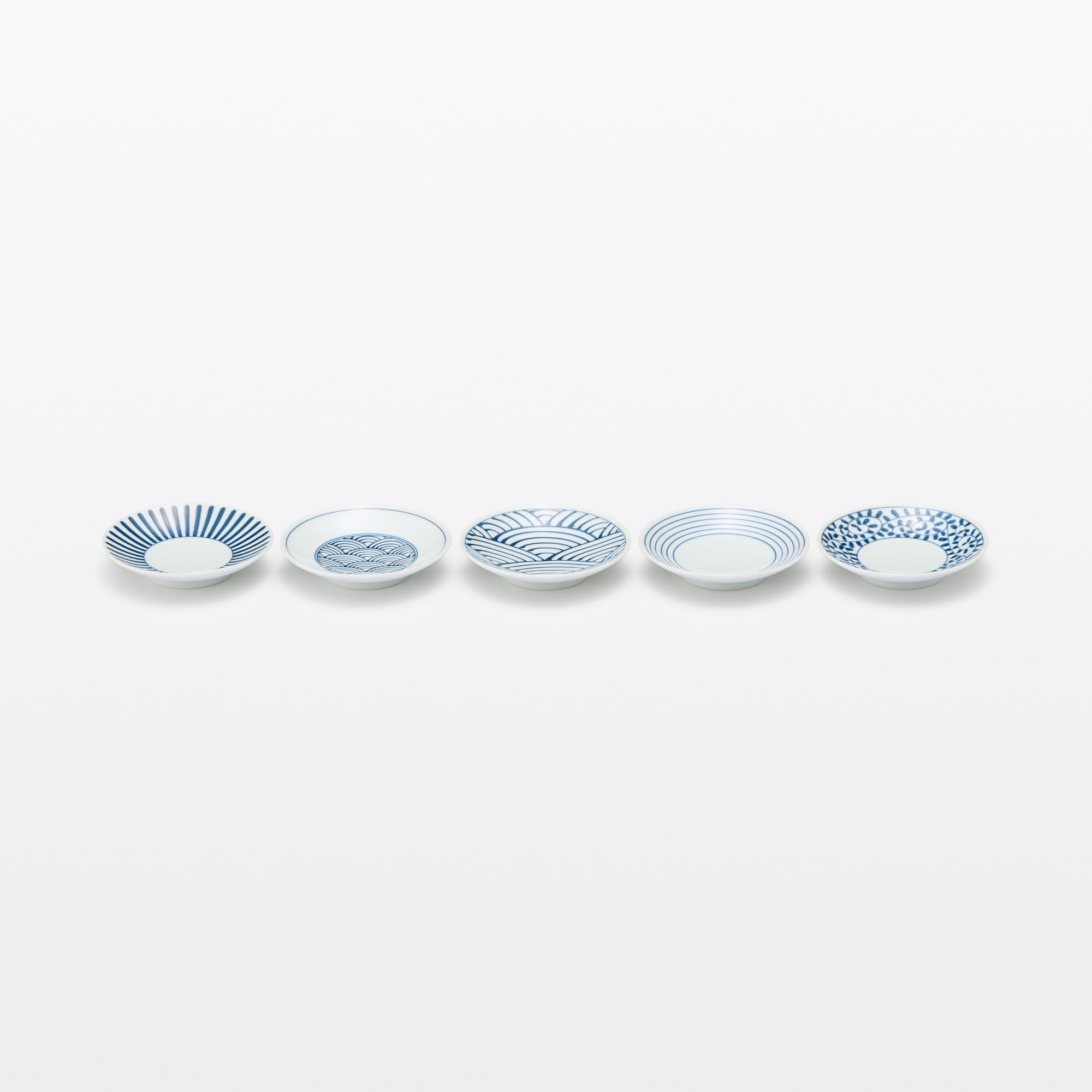 Hasami Ware Small Plate - Horizontal Stripes Pattern - Image 7