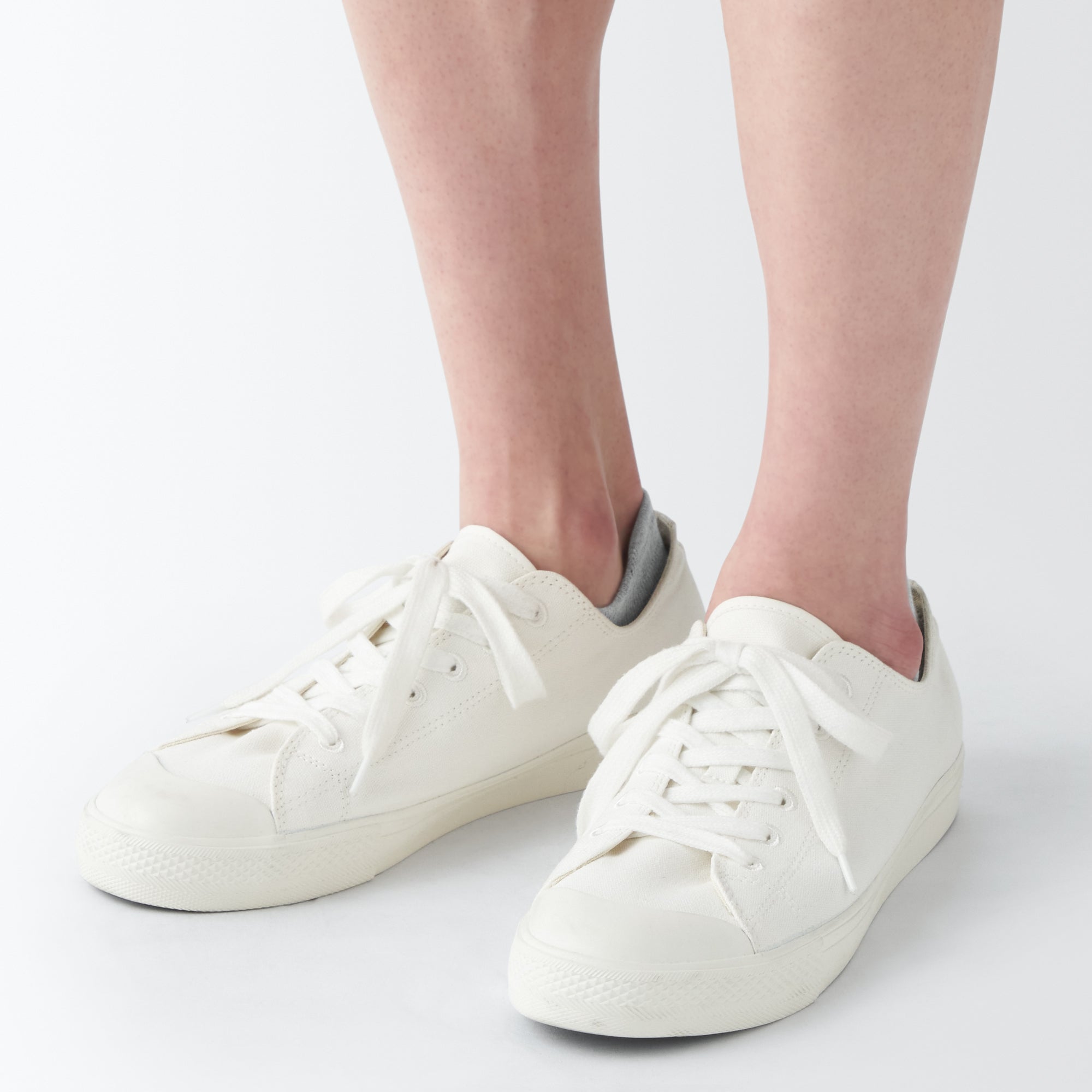 Right Angle Sneaker Socks with Tabs - Image 10