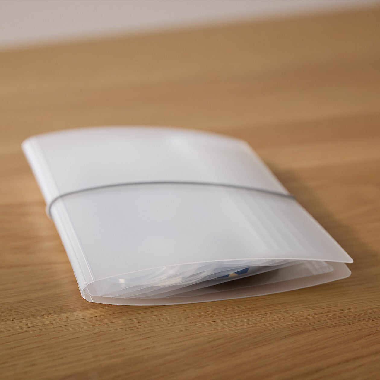 Non-Bulky Pocket Holder - Image 6
