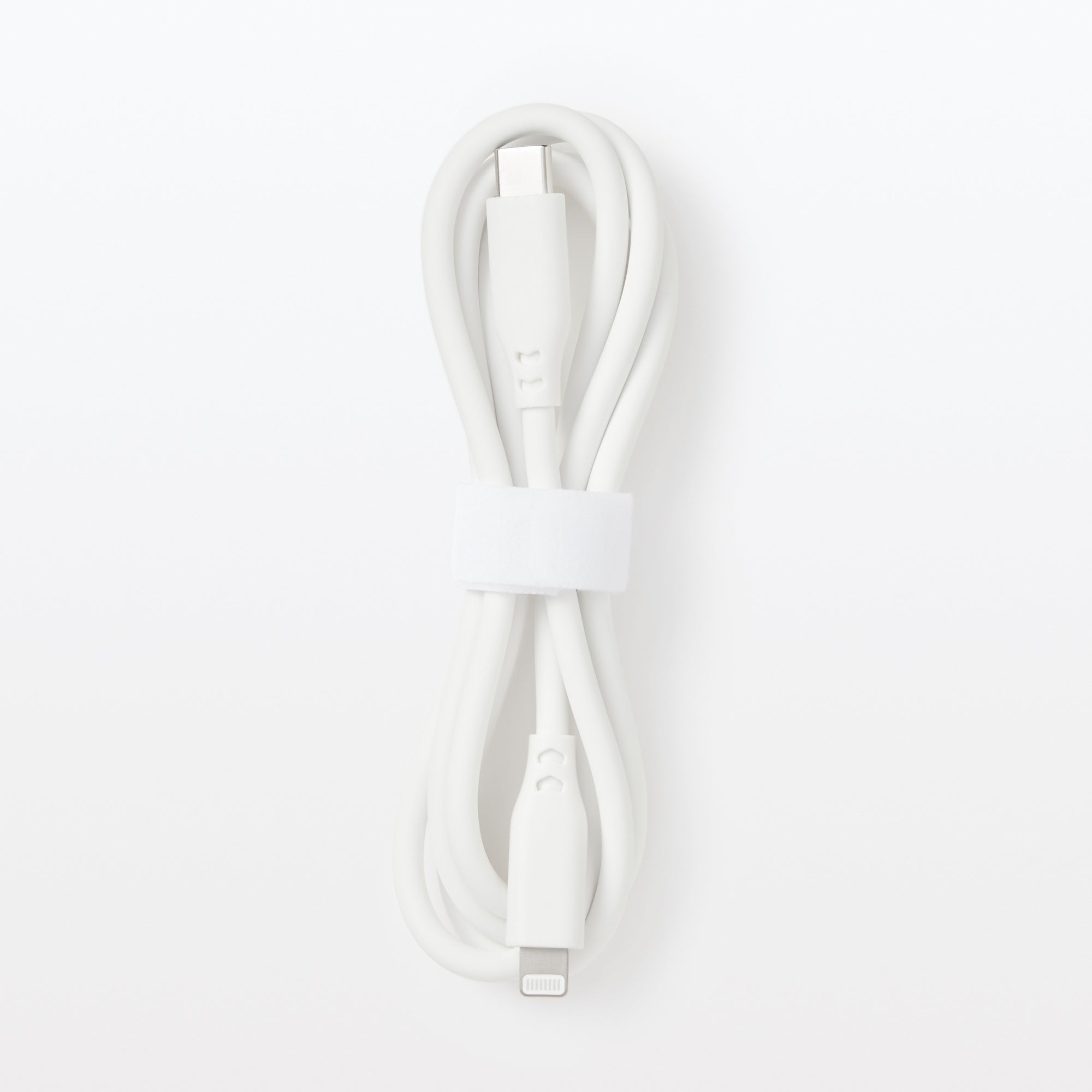 Soft and Tangle-free USB Cable - C to Lightning - White - Image 2