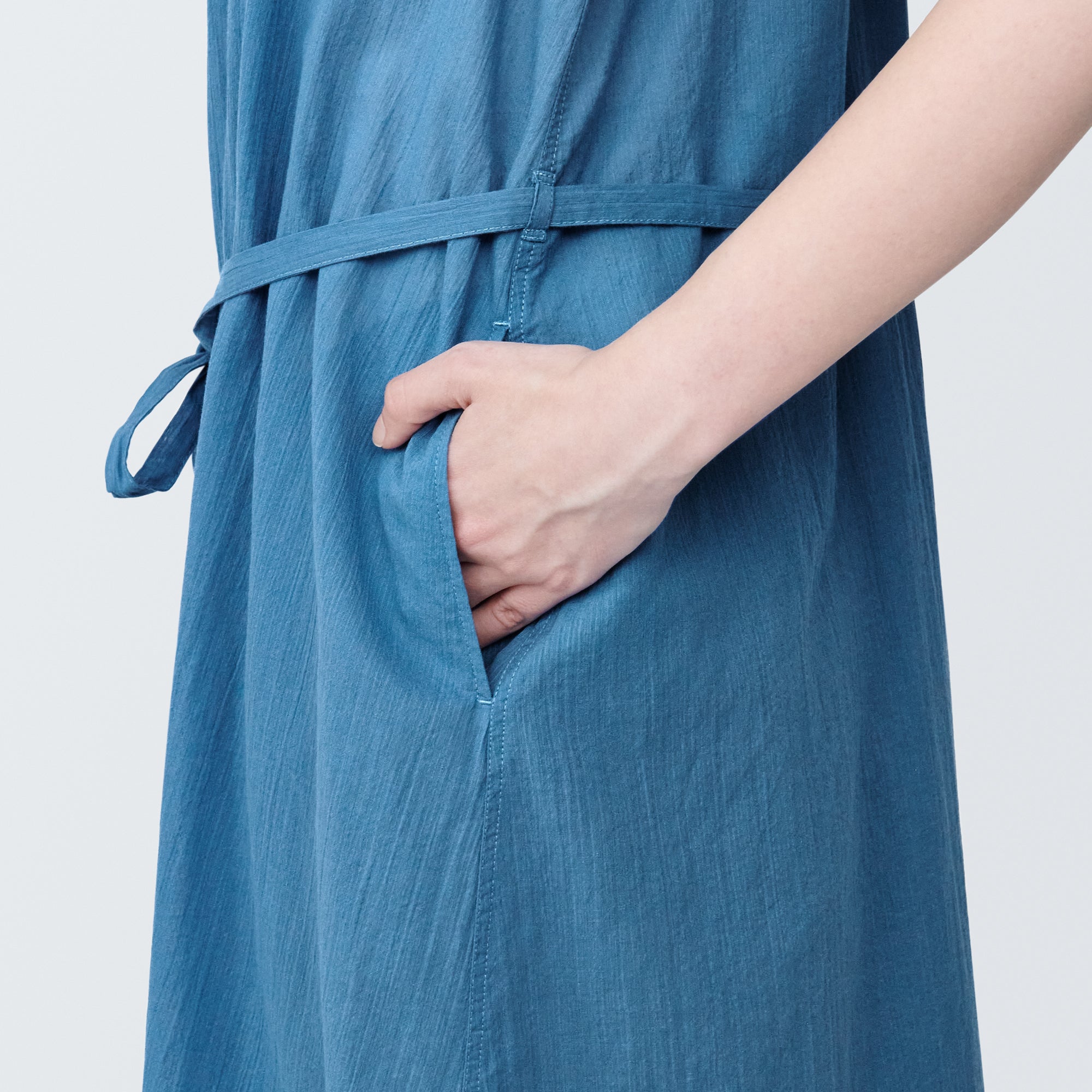 Women's High-Twist Veil French Sleeve Dress - Image 16