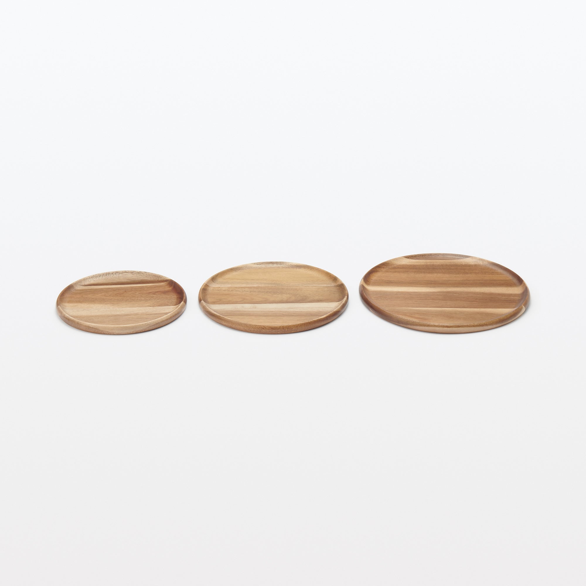 Acacia Plate/Round Cutting Board Large - Image 5