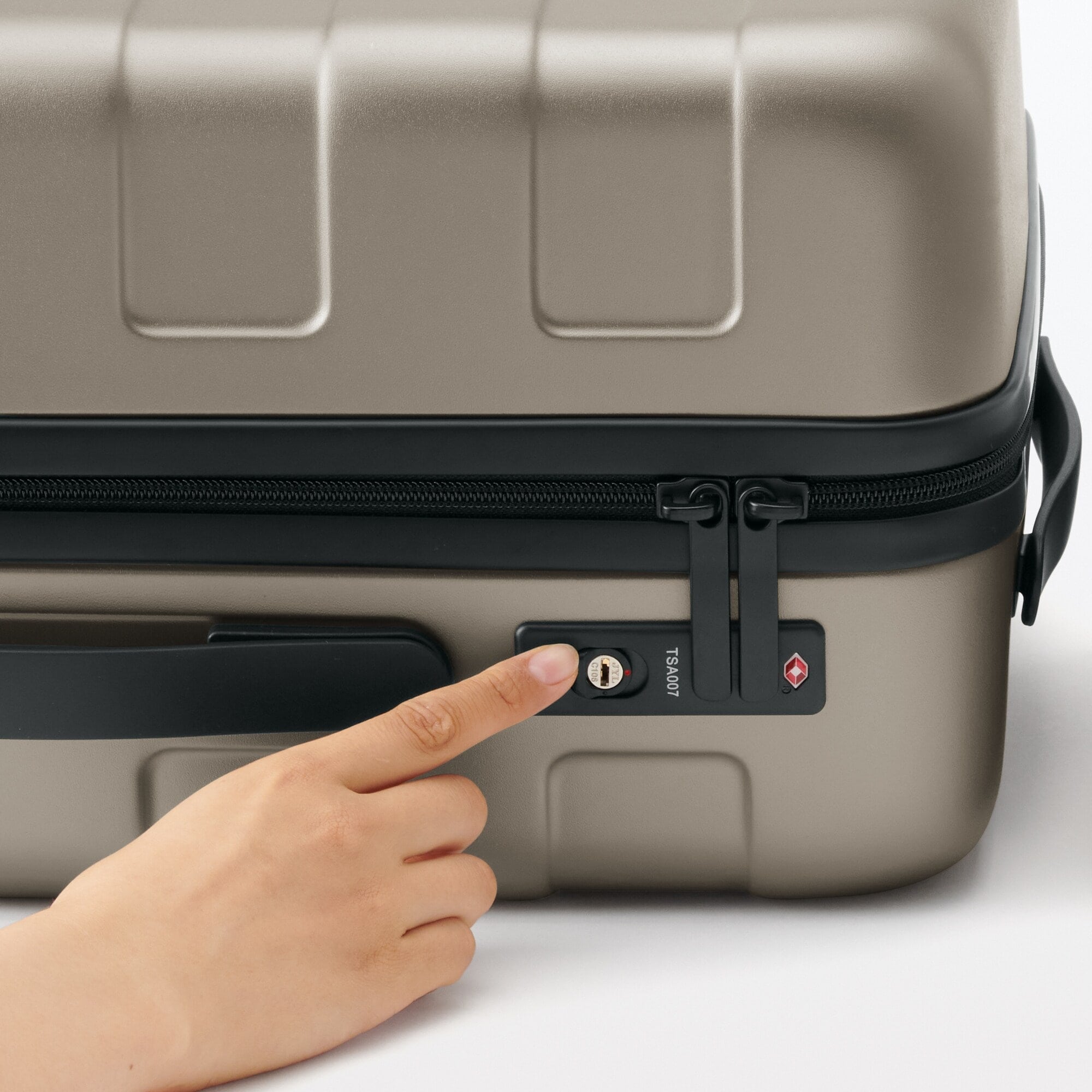 Adjustable Handle Hard Shell Suitcase 36L | Carry-On - Image 53
