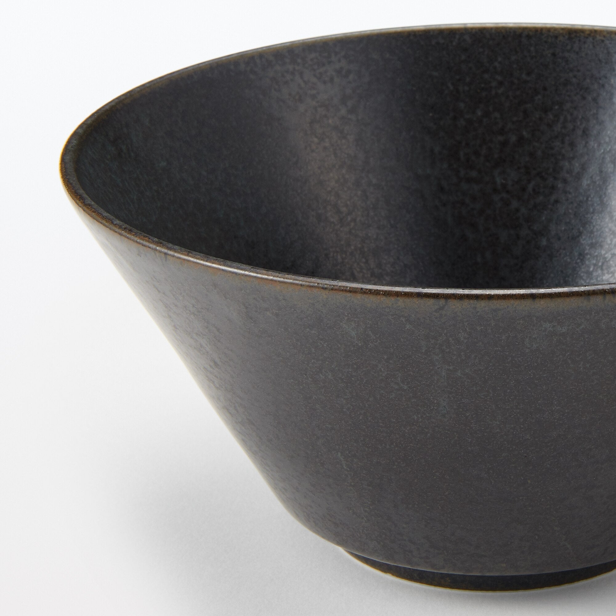 Mino Ware Noodle Bowl - Black - Image 6