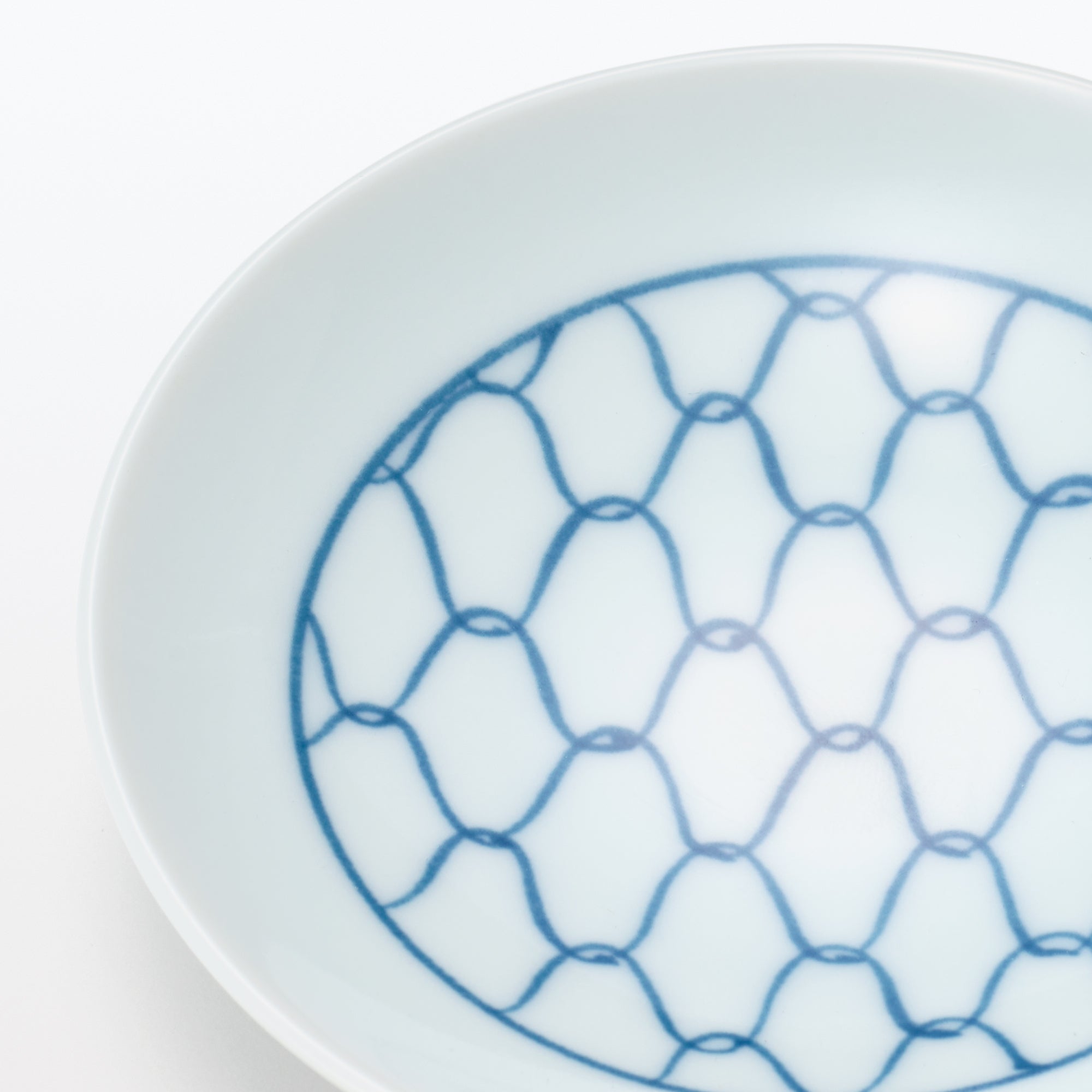Hasami Ware Small Plate - Mesh Pattern - Image 5