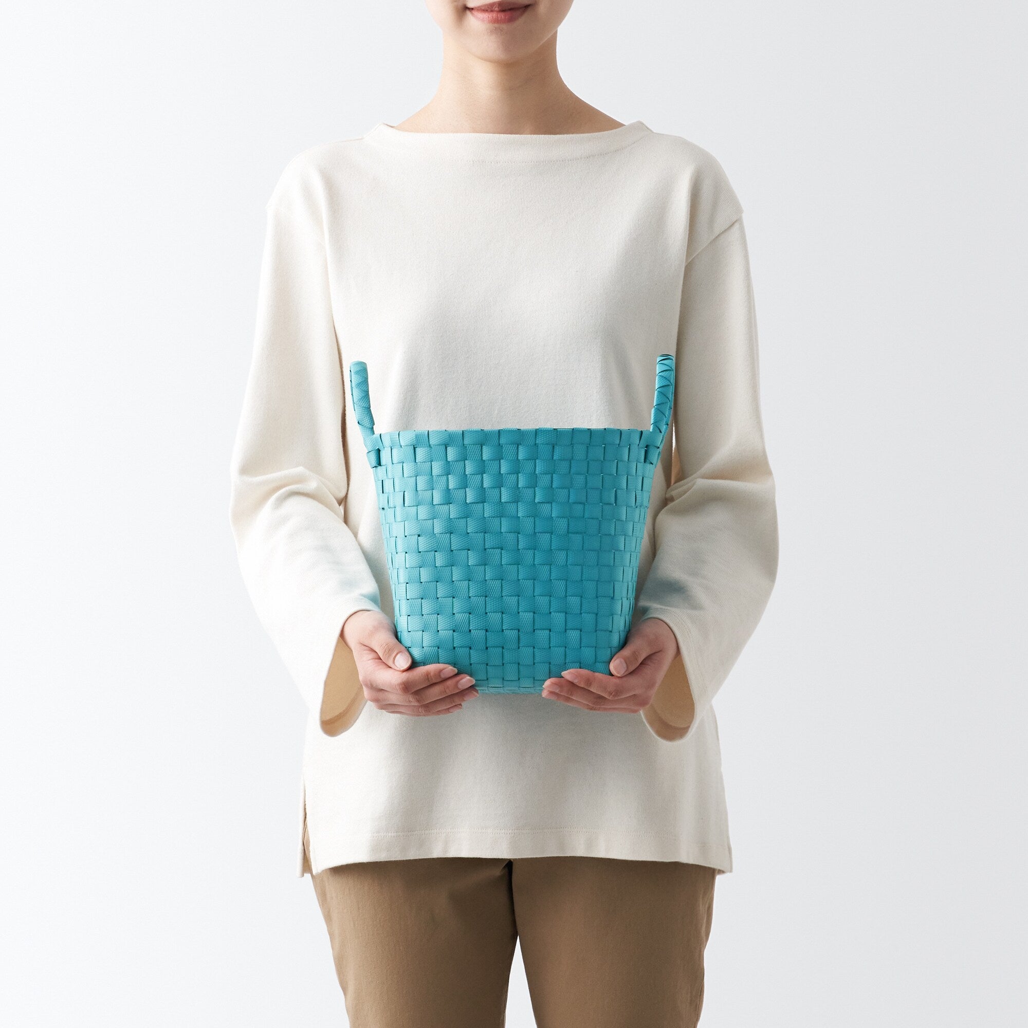 Recycled Polypropylene Strap Weave Basket - Blue - Small (dia. 9.8 x H7.9) - Image 6
