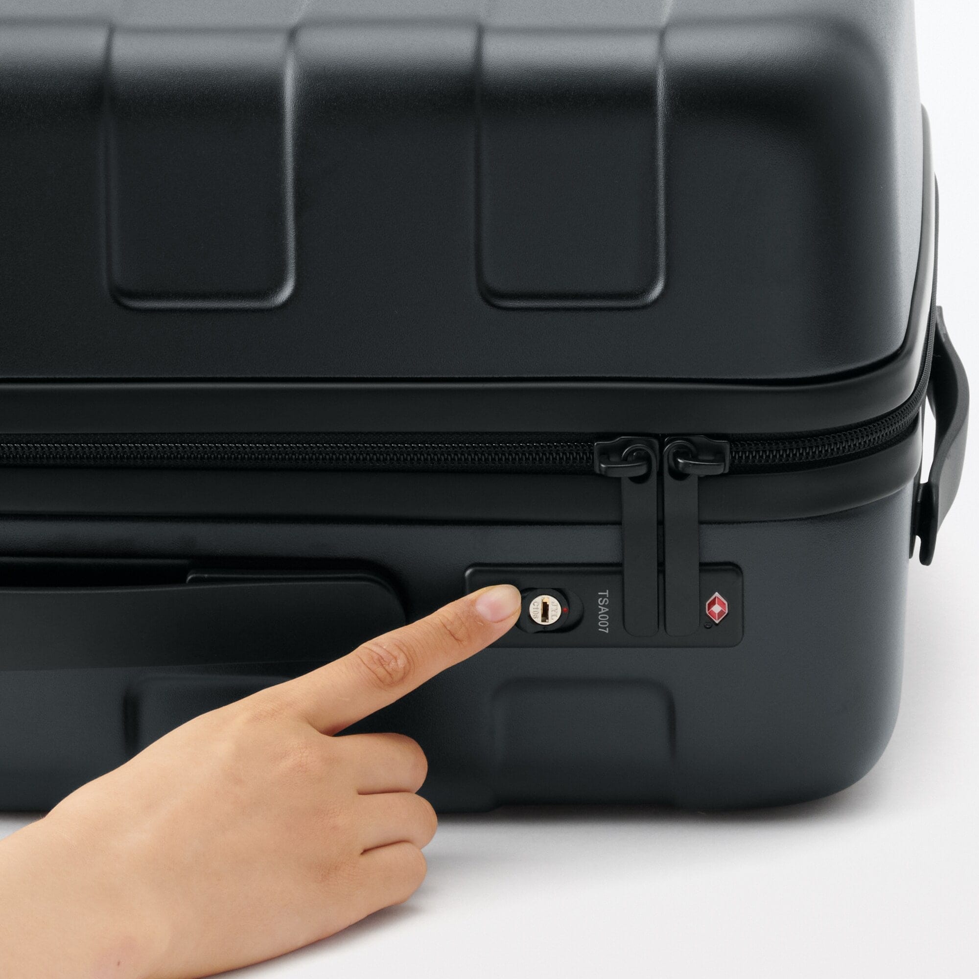 Adjustable Handle Hard Shell Suitcase 36L | Carry-On - Image 57