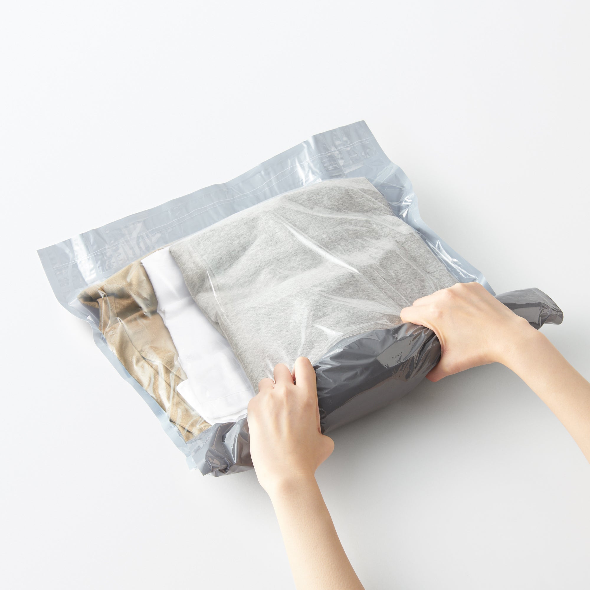 Compression Bag for Clothing (2 Pack) - (W17.7 x L23.6) - Image 2
