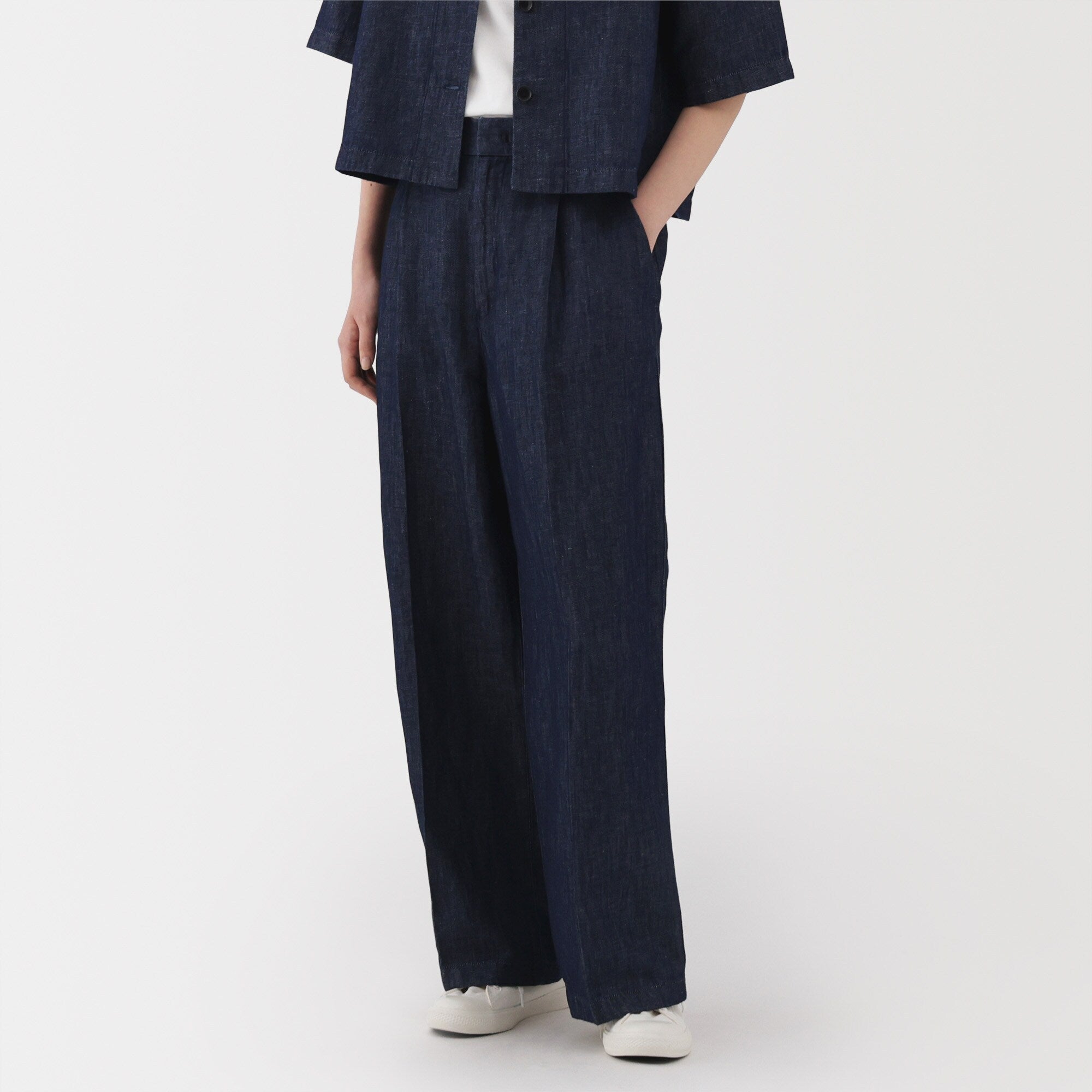 Women's Hemp Blend Denim Darted Wide Pants - Image 10