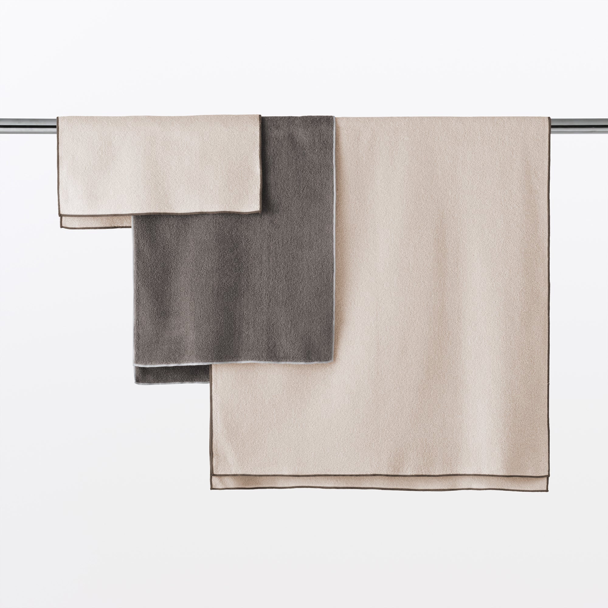 Color Stitch Pile Bath Towel - Image 10