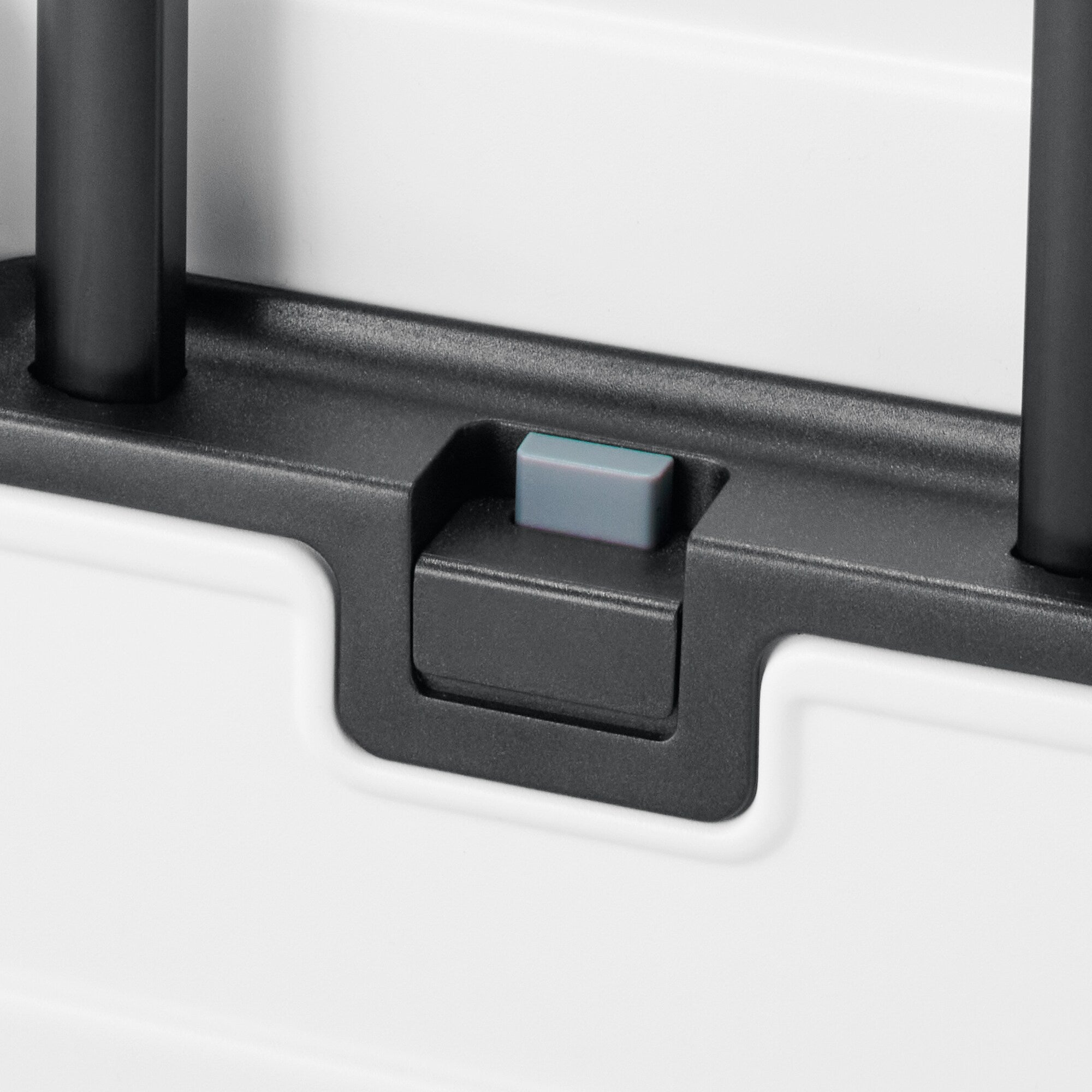 Adjustable Handle Hard Shell Suitcase 75L | Check-In - Image 73