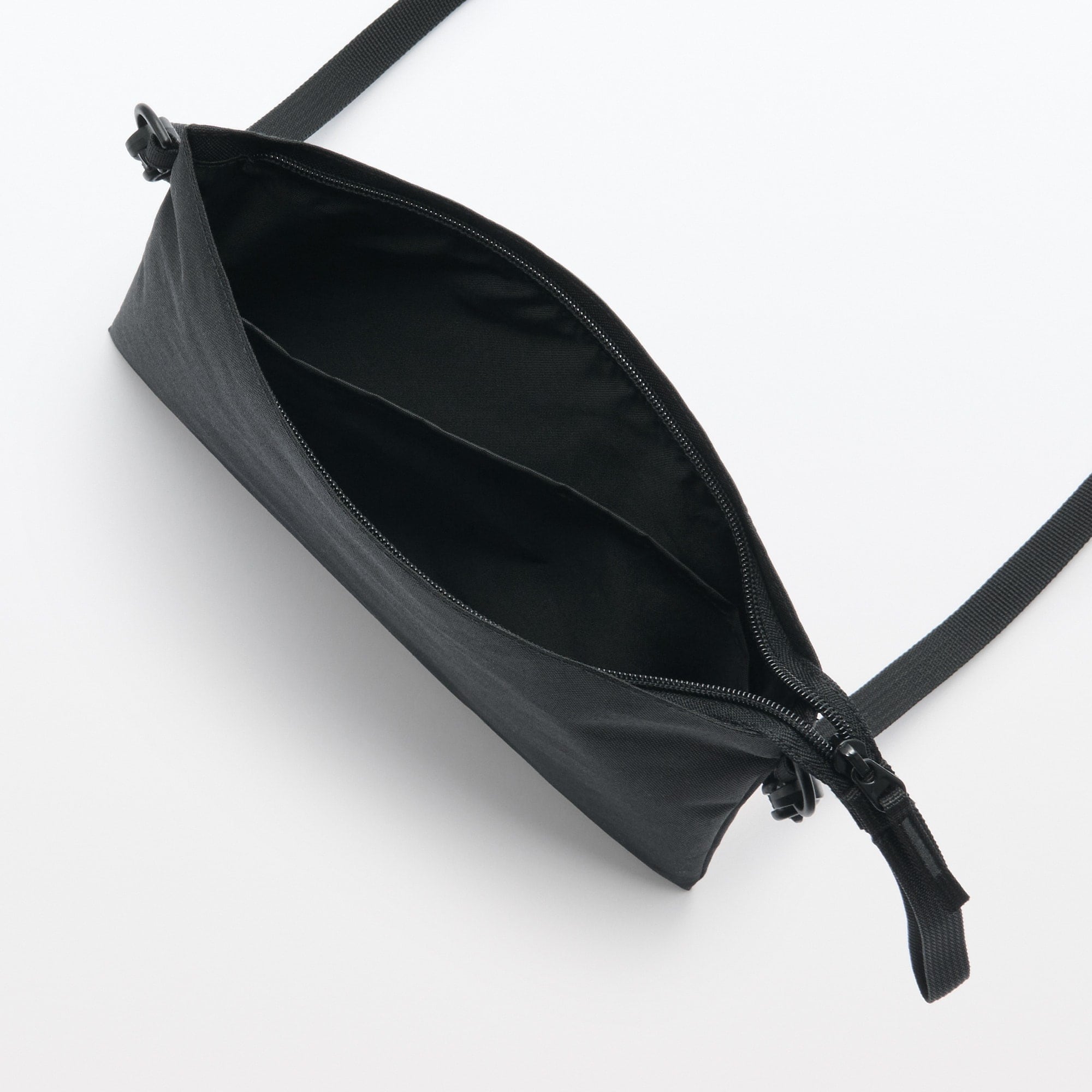 Water Repellent 2-Way Sacoche - Image 4
