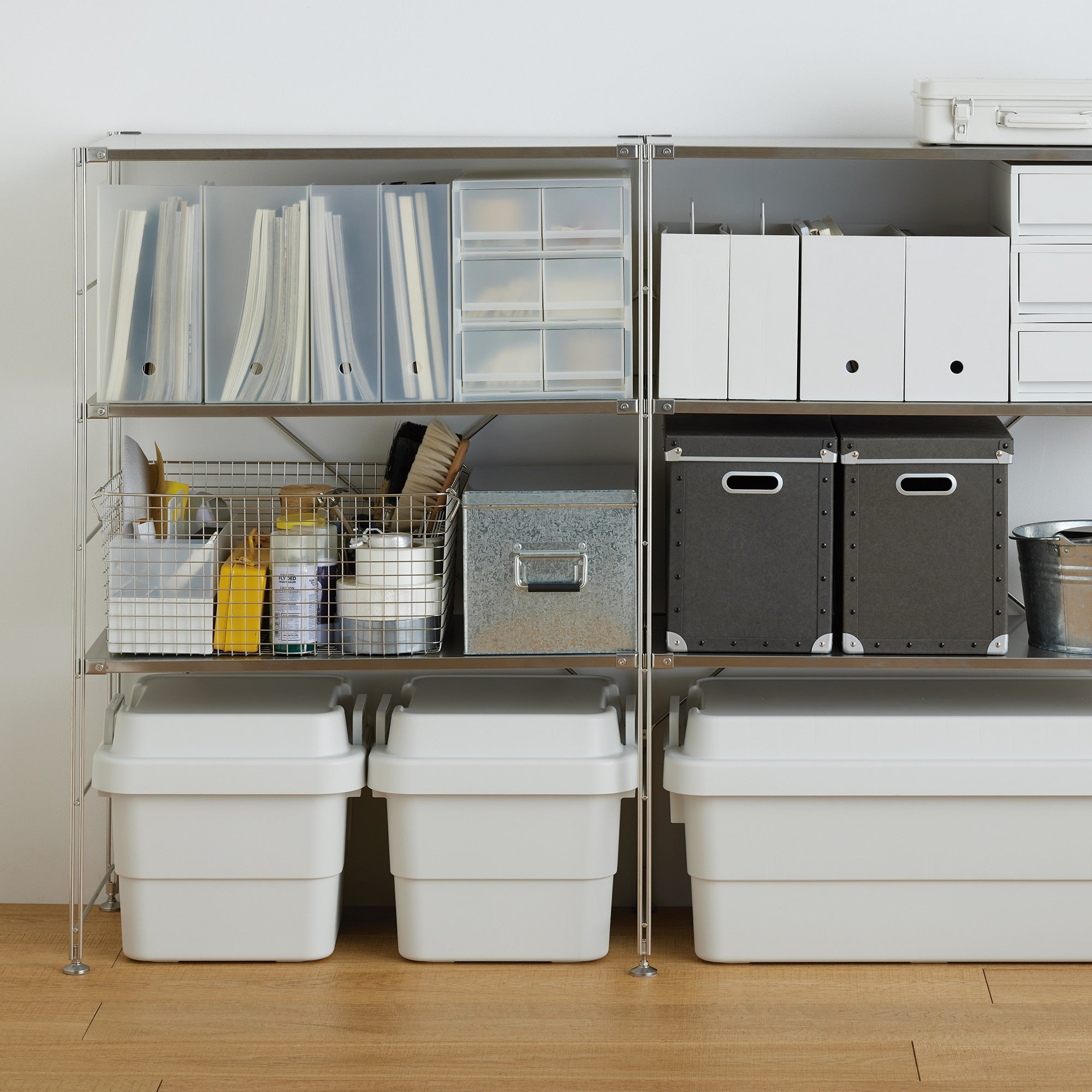 Heavy Duty Polypropylene Storage Box - Small 31.7 Qt - Image 10
