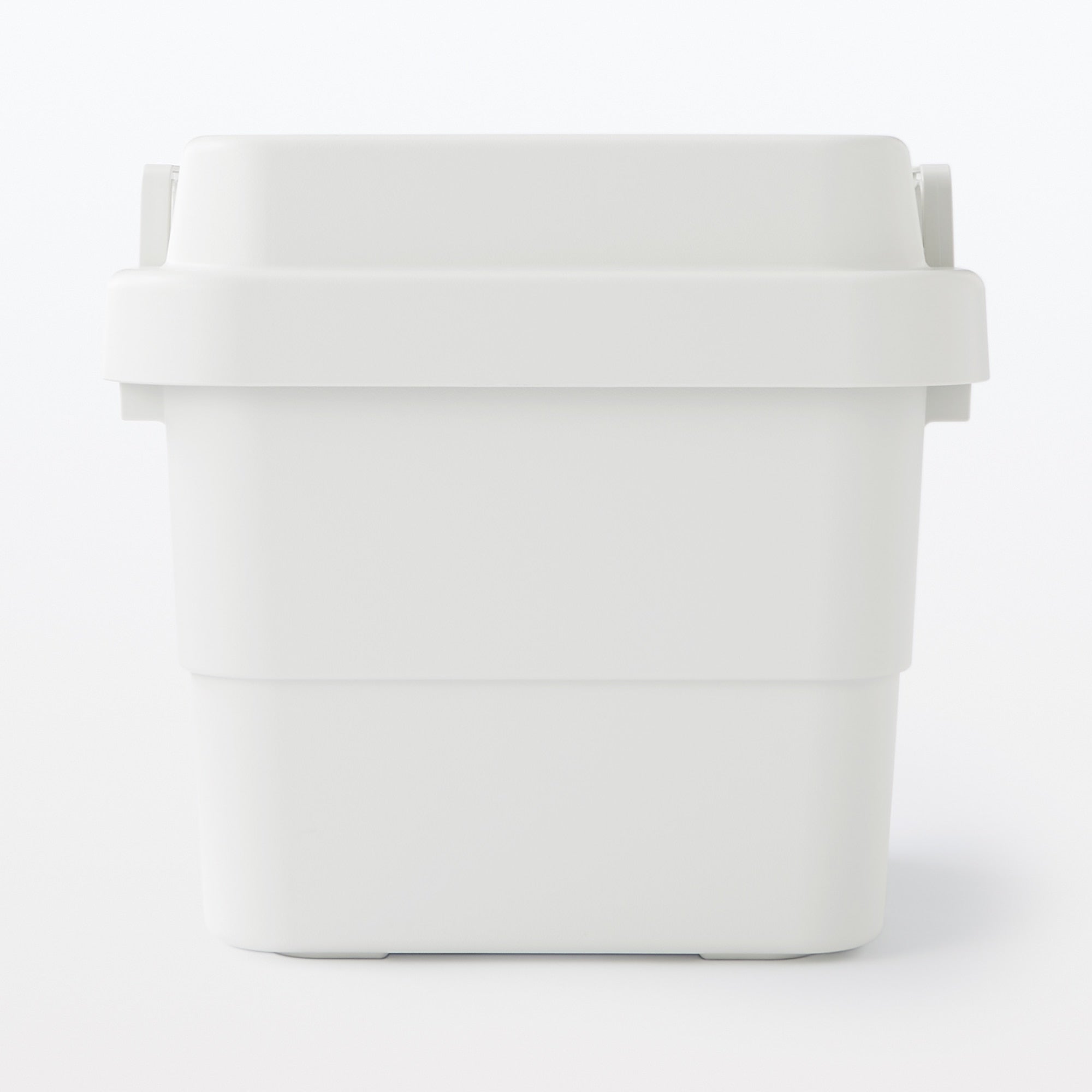 Heavy Duty Polypropylene Storage Box - Small 31.7 Qt - Image 2